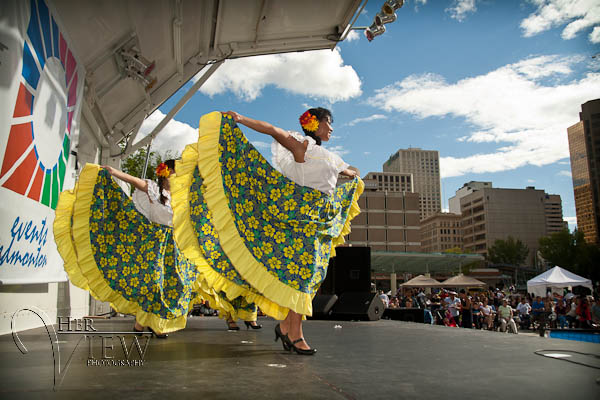 latin dancers